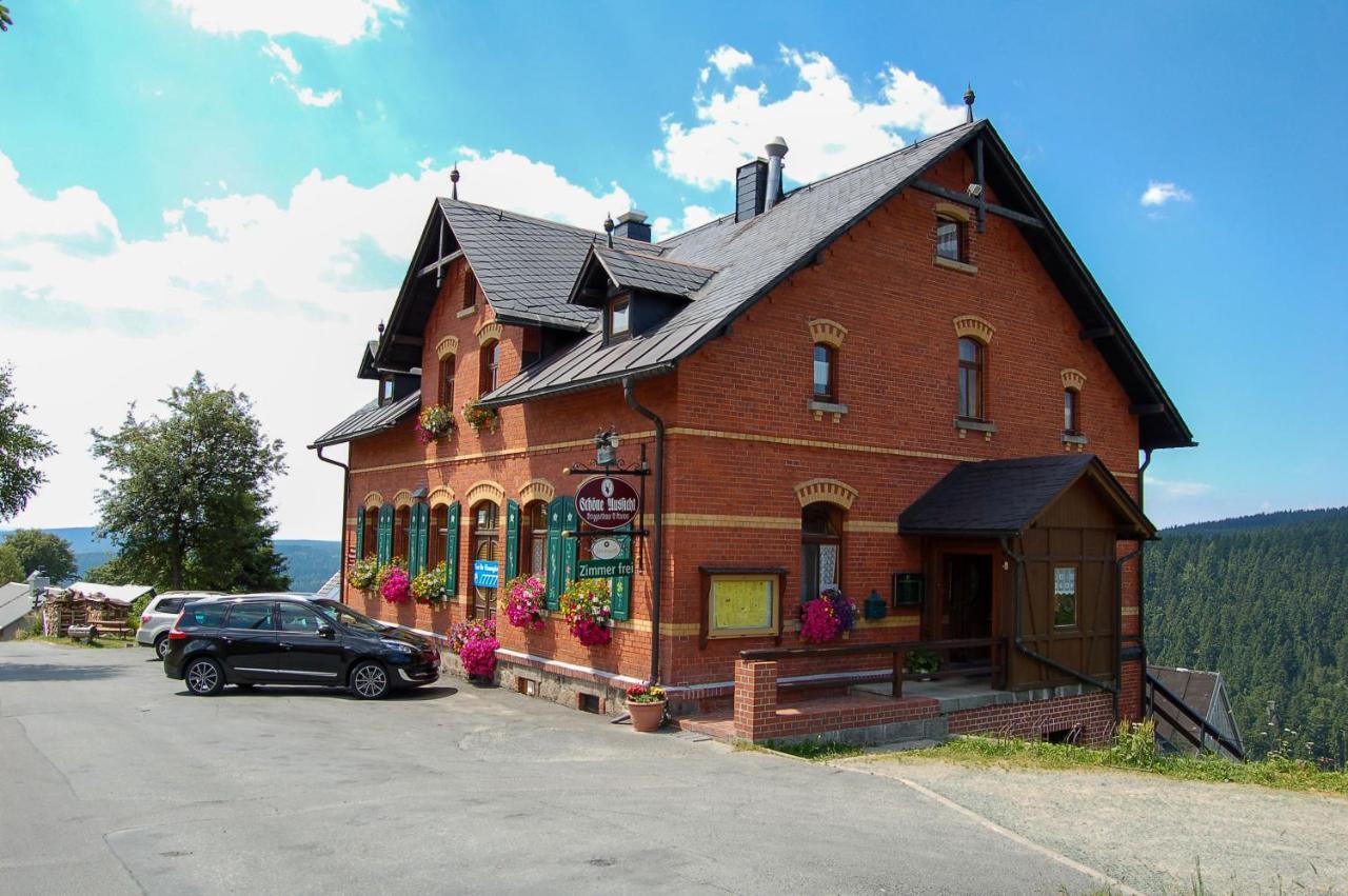 Berggasthaus & Pension Schoene Aussicht Klingenthal Ngoại thất bức ảnh